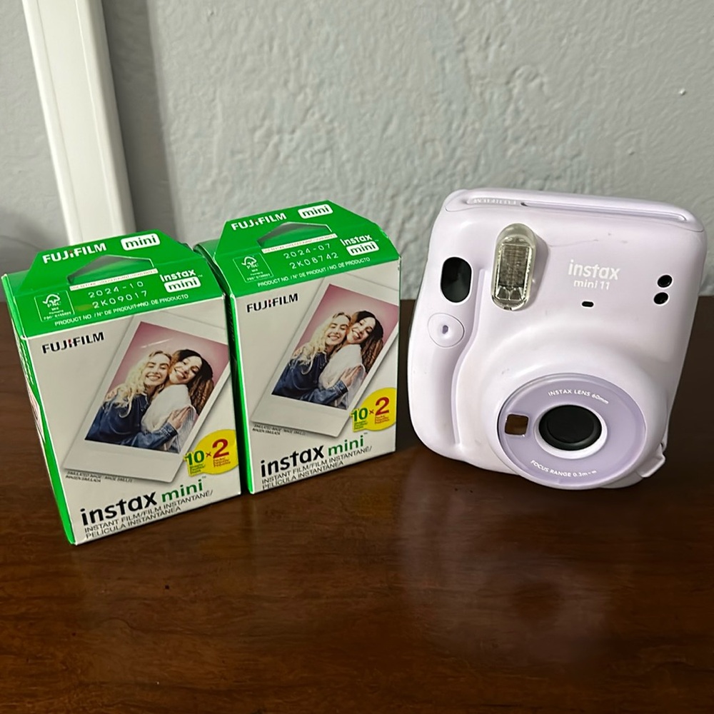 Fujifilm Instax Mini 12 Instant Camera & 40 Film Sheets